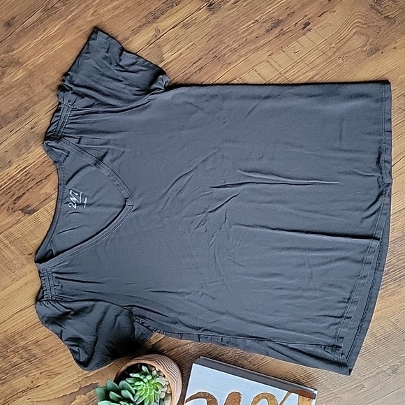 Maurices 24/7 Small Grey Flutter Short Sleeve Shirt - Picture 2 of 5